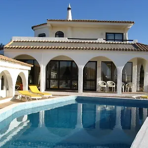 quinta-das-flores-albufeira.hotelaalgarve.com/